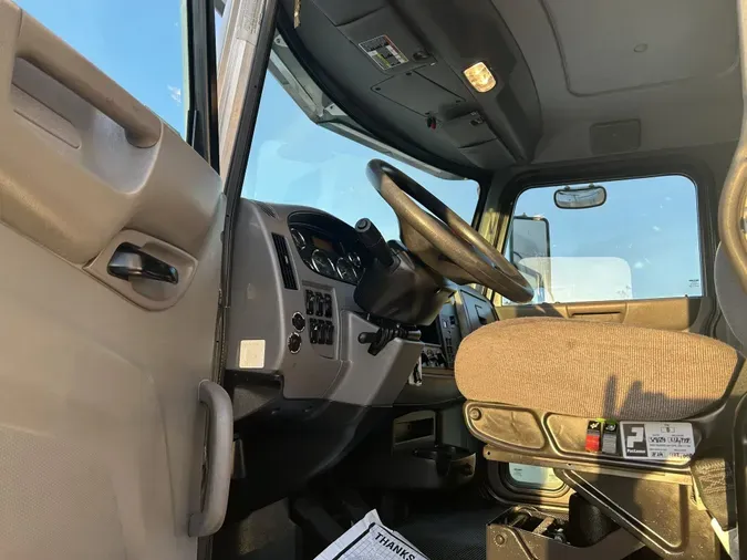 2019 Peterbilt 337