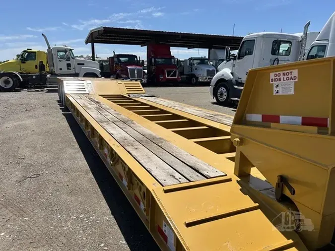 2025 WITZCO CHALLENGER RG-52 TON/ 23 FT WELL
