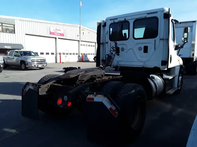 2017 FREIGHTLINER/MERCEDES CASCADIA 125