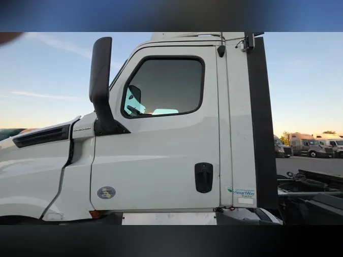 2020 Freightliner Cascadia 1265db412ae48a07b13c578f8e1f7642c9f