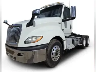 2020 International LT625