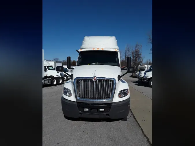 2020 NAVISTAR INTERNATIONAL LT625 SLPR CAB