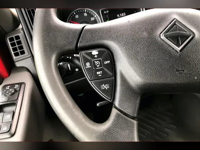 2022 INT LT625 6x4