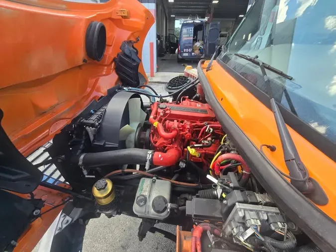 2021 FREIGHTLINER/MERCEDES M2 1065dc513371a79a185e6b4e0daea5b7819