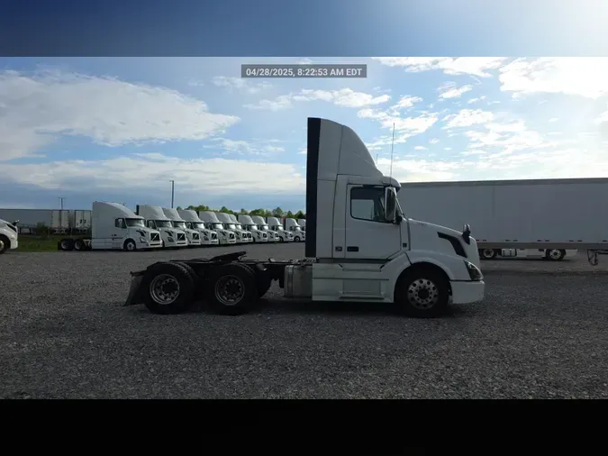 2018 Volvo VNL300