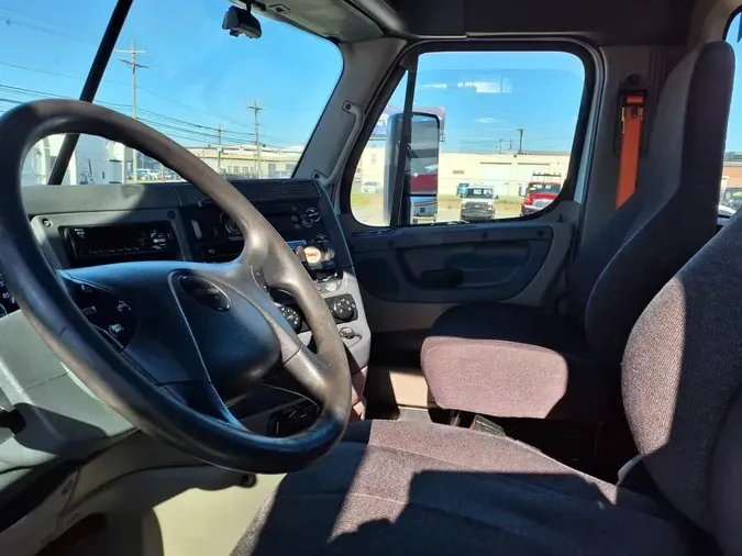 2019 FREIGHTLINER/MERCEDES CASCADIA 1135dc64811177cf99c5d43196ed6859394