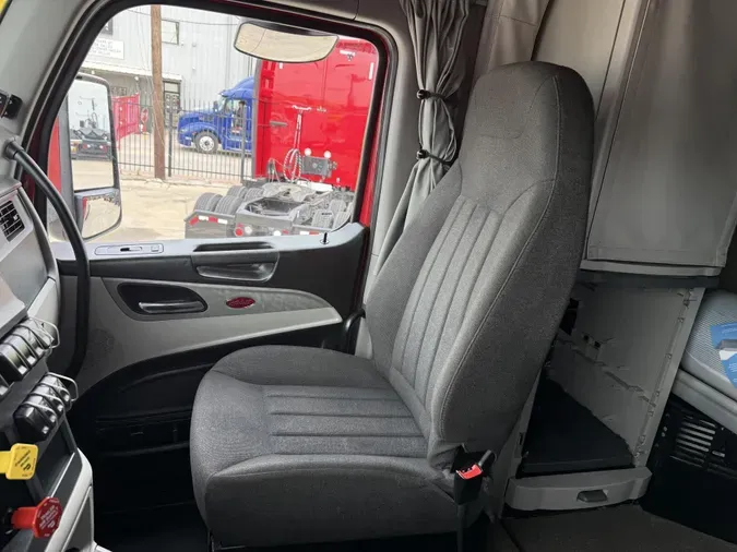 2022 Peterbilt 579