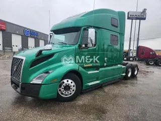 2021 VOLVO VNL64T860