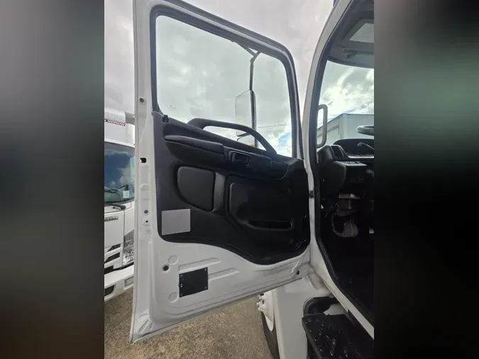 2018 Hino 268A