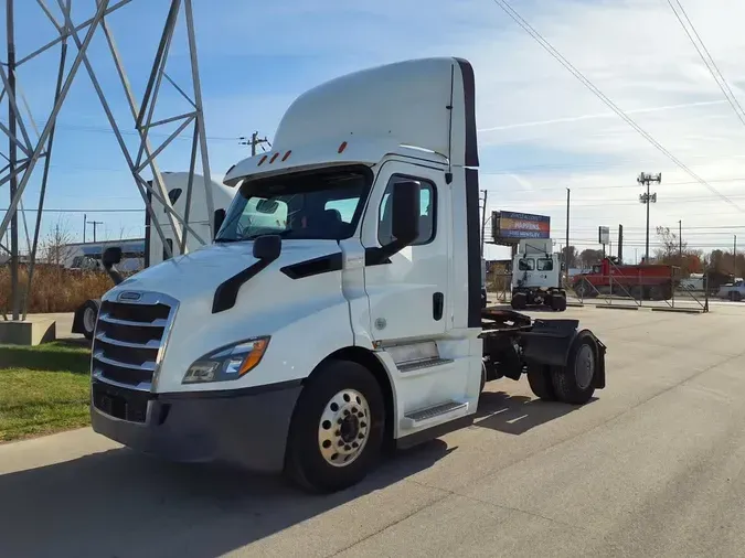 2020 FREIGHTLINER/MERCEDES NEW CASCADIA 1165dcd3c4d59f66d82303e0685fd8c61a7