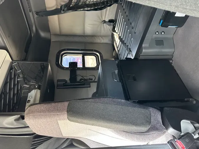 2019 Freightliner Cascadia 126