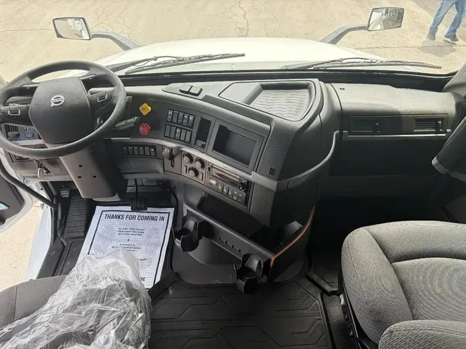 2022 VOLVO VNL64T7605dd001d93360bb9a6545a3c630ae0e9c