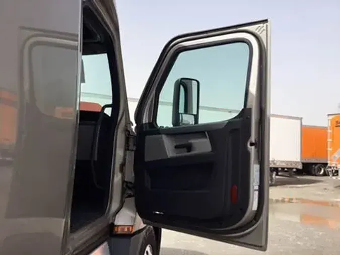 2021 Freightliner Cascadia