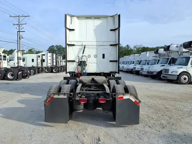 2019 NAVISTAR INTERNATIONAL LT625 SLPR CAB