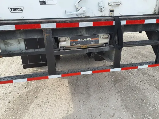 2019 NAVISTAR INTERNATIONAL 4300