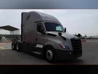 2025 Freightliner Cascadia 126
