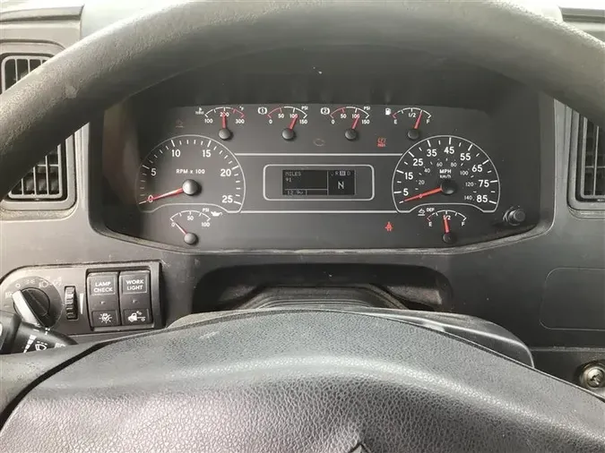 2019 INTERNATIONAL RH613