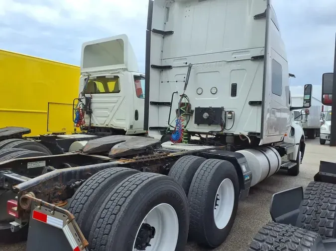 2019 NAVISTAR INTERNATIONAL LT625 SLPR CAB