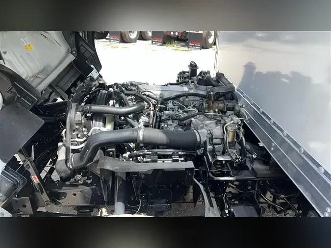 2023 ISUZU NPR-XD