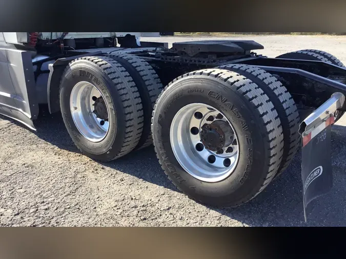 2021 Freightliner Cascadia 1265de95f4fb322cd56fe93875747944226