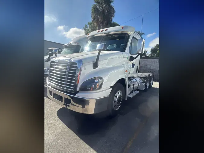 2020 FREIGHTLINER/MERCEDES CASCADIA 1255deb4bd8604804c00f4a4907b40dddf6
