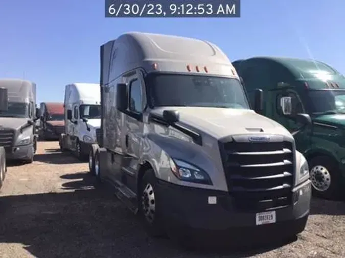 2022 Freightliner Cascadia5dee10d8c1d23f731bf83f0286dff337