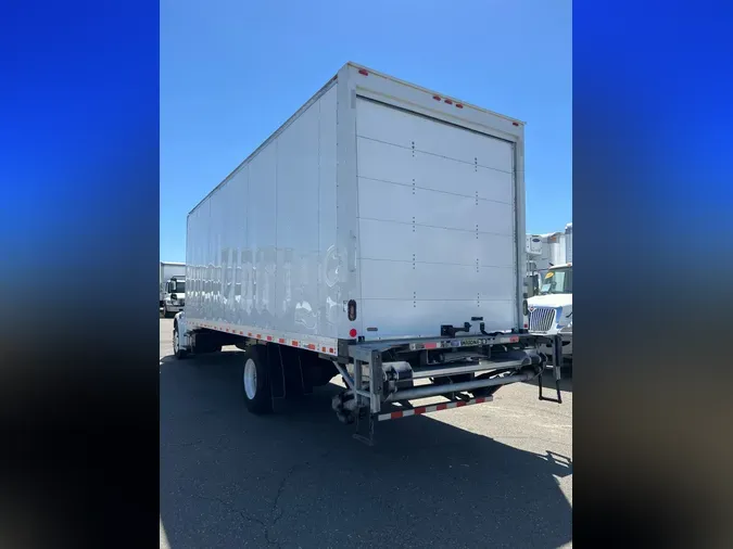 2018 FREIGHTLINER/MERCEDES M2 106