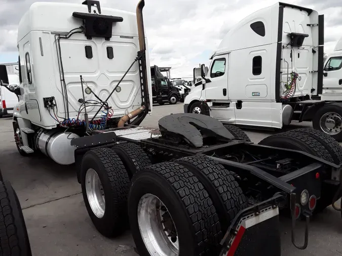 2017 FREIGHTLINER/MERCEDES CASCADIA 125