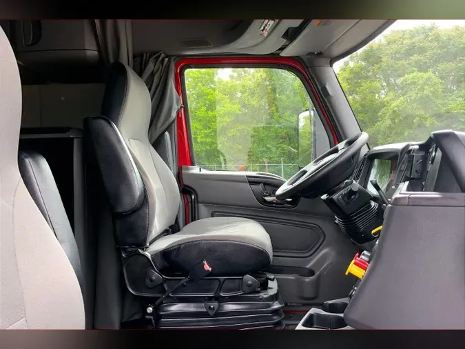 2023 INT LT625 6X4