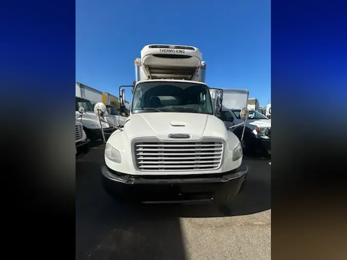 2016 FREIGHTLINER/MERCEDES M2 106