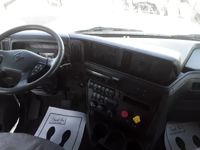 2020 NAVISTAR INTERNATIONAL LT625 SLPR CAB