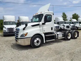 2019 FREIGHTLINER NEW CASCADIA PX12664