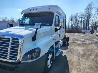 2020 FREIGHTLINER/MERCEDES CASCADIA 125