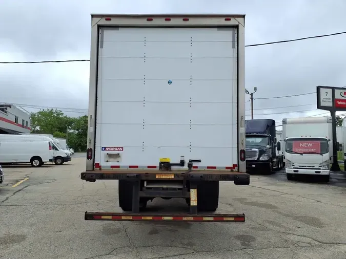 2018 FREIGHTLINER M2 106