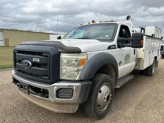 2013 FORD F550