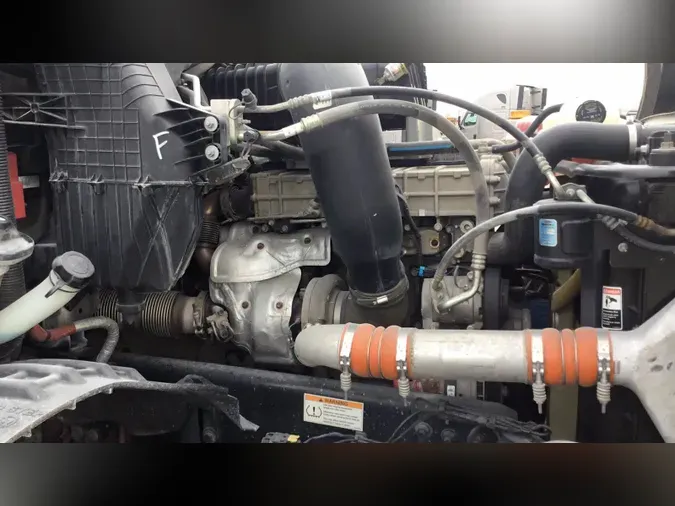 2021 Freightliner Cascadia 126