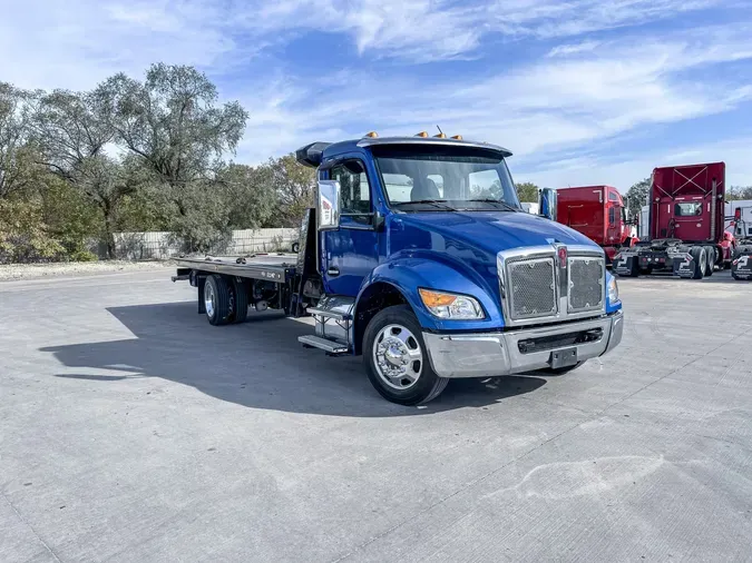 2025 KENWORTH T280