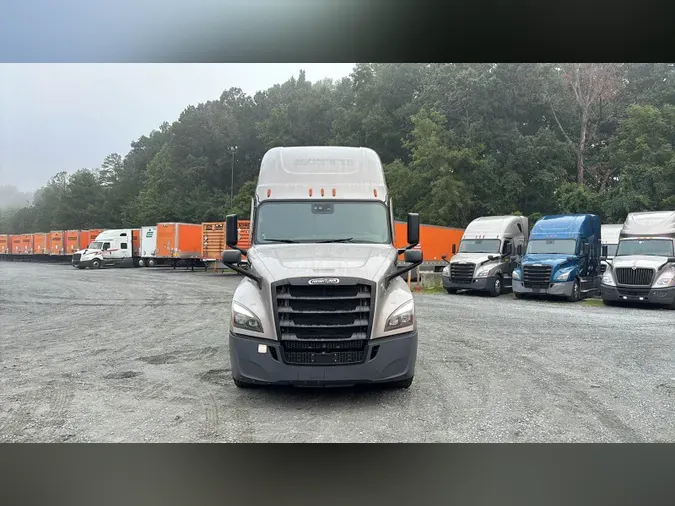 2023 Freightliner Cascadia 126