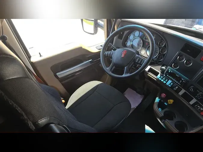 2021 KENWORTH T680
