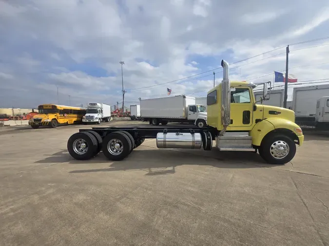 2020 Peterbilt 348