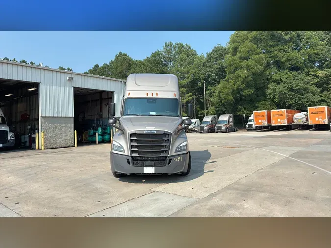 2023 Freightliner Cascadia 1265e1b621657a42e8e0f2ca95e8603f225