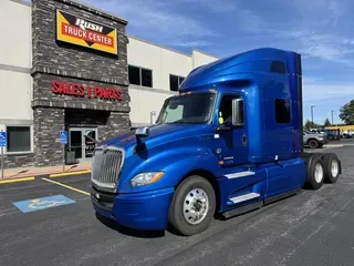 2020 International LT625