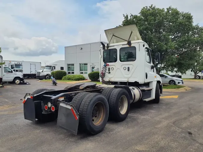 2018 FREIGHTLINER CASCADIA 125