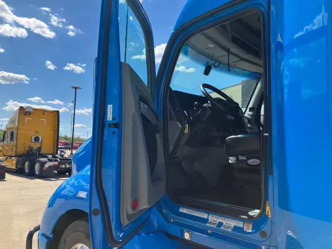 2022 Kenworth T680