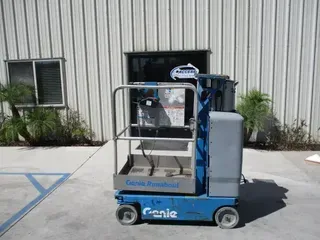 2012 Genie GR12