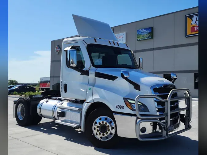 2021 Freightliner Cascadia