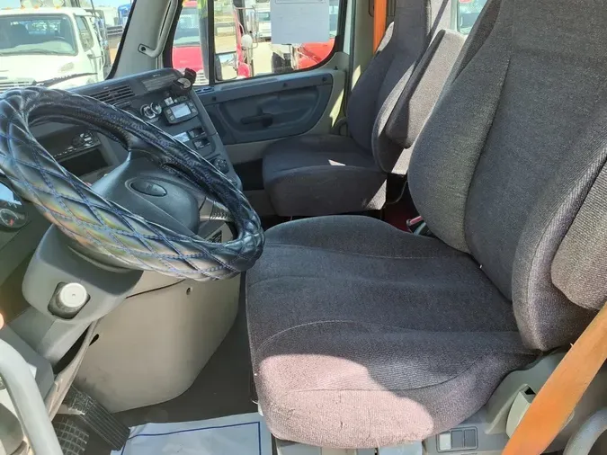 2020 FREIGHTLINER/MERCEDES CASCADIA 125