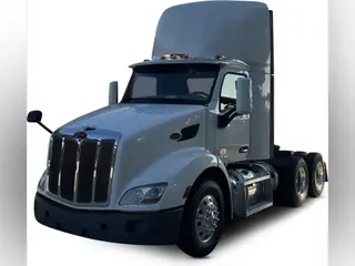2020 Peterbilt 579