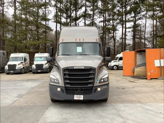 2021 Freightliner Cascadia