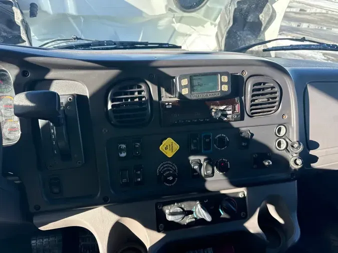 2019 FREIGHTLINER/MERCEDES M2 1065e2b9b7577daa396607443e95a6c29c8